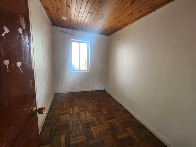 CASA EN AV ESPAÑA (INCLUYE DEPTO INDEPENDIENTE)