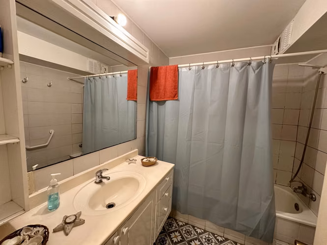 EN VENTA DEPARTAMENTO DUPLEX 2D2B REÑACA CON ESTACIONAMIENTO