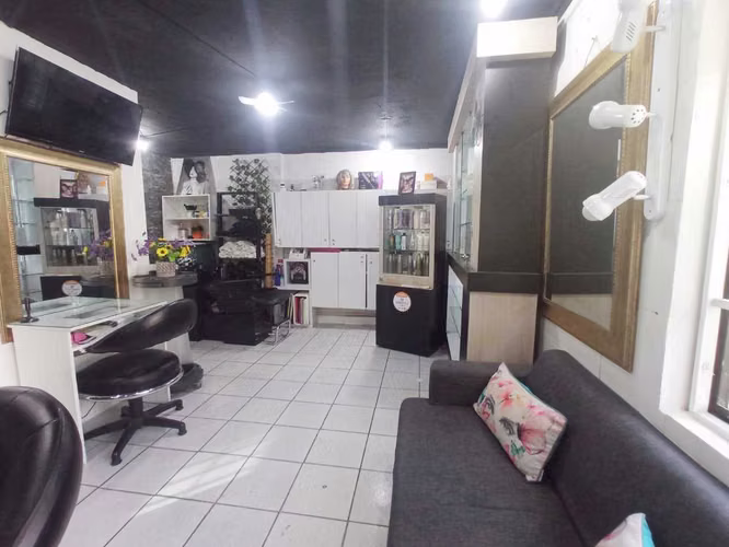 Local Comercial a Pasos del Metro Manquehue (163871)