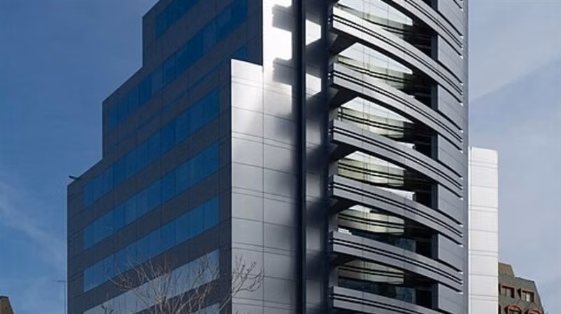 Arriendo OFICINA en Edificio Apoquindo 3001 Barrio El Golf