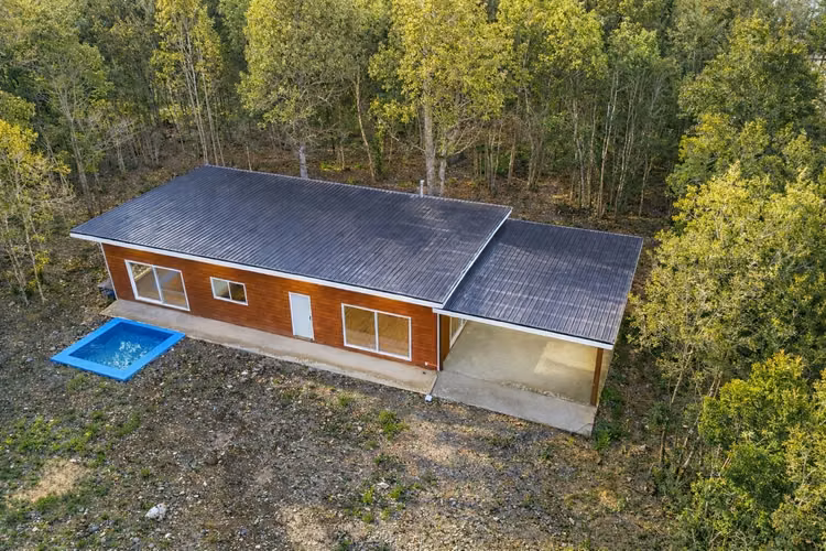 Parcela con 2 casas nuevas en Trapen (163872)
