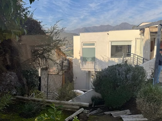 Casa 5 d en condominio El Huinganal, inmejorable vista - Imagen 25