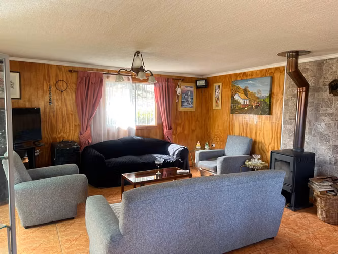 PARCELA 800 m2, EN CONDOMINIO, CASA AMPLIA, HERMOSA TERRAZA