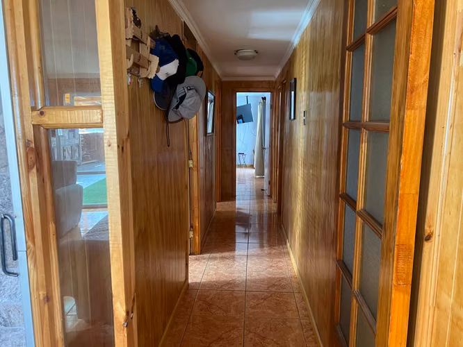 PARCELA 800 m2, EN CONDOMINIO, CASA AMPLIA, HERMOSA TERRAZA