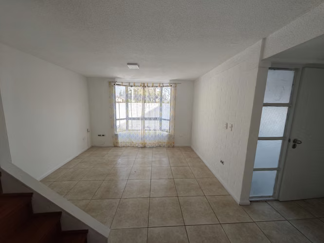 OPORTUNIDAD CASA 3 DORMITORIOS 3 BAÑOS MAIPU - Imagen 14