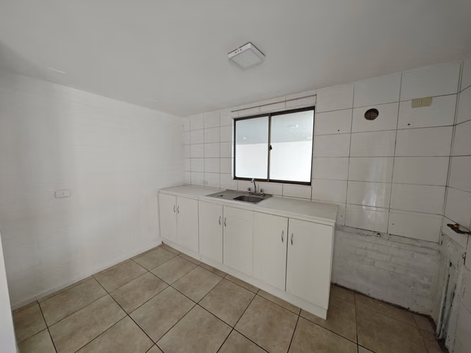 OPORTUNIDAD CASA 3 DORMITORIOS 3 BAÑOS MAIPU - Imagen 13