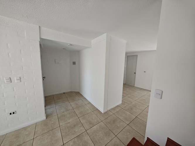 OPORTUNIDAD CASA 3 DORMITORIOS 3 BAÑOS MAIPU - Imagen 10