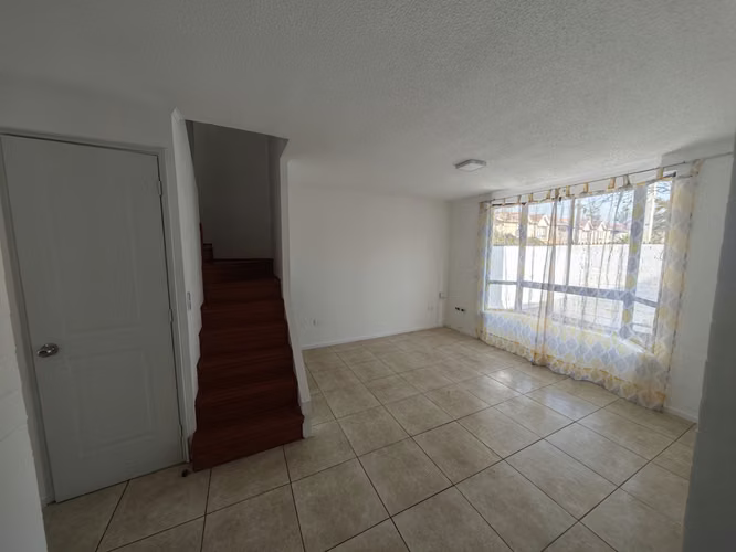 OPORTUNIDAD CASA 3 DORMITORIOS 3 BAÑOS MAIPU - Imagen 7