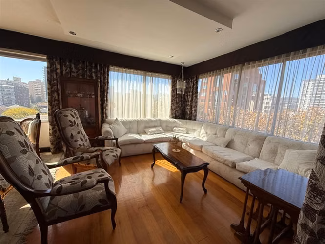 Departamento en arriendo de 4 dorm. en Viña del Mar - Imagen 3