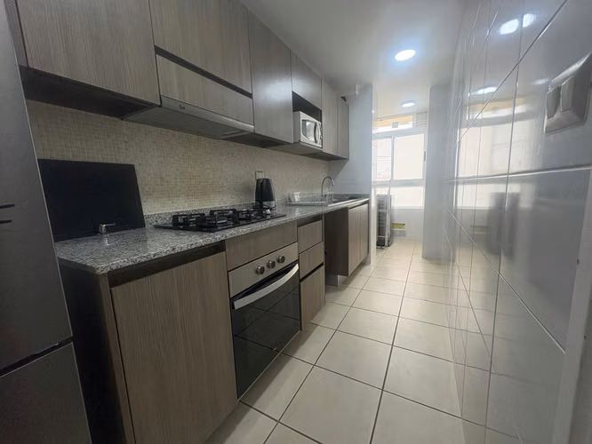 DEPARTAMENTO AMOBLADO 2 DORMITORIOS/ 2 BAÑOS /EDIFICIO OCEANICA IQUQIUE - Imagen 17