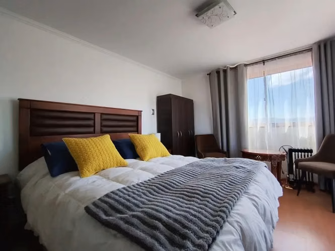 SE VENDE CASA DE 5 PISOS EN CERRO ARTILLERÍA VALPARAÍSO