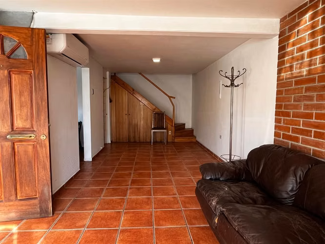 CASA Salvador Sanfuentes con Vicuña Mackenna