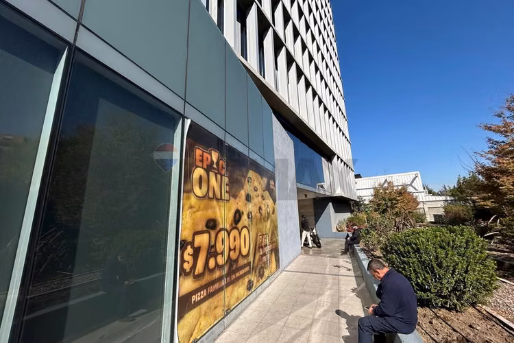 Moderna oficina en venta en las condes - Imagen 17