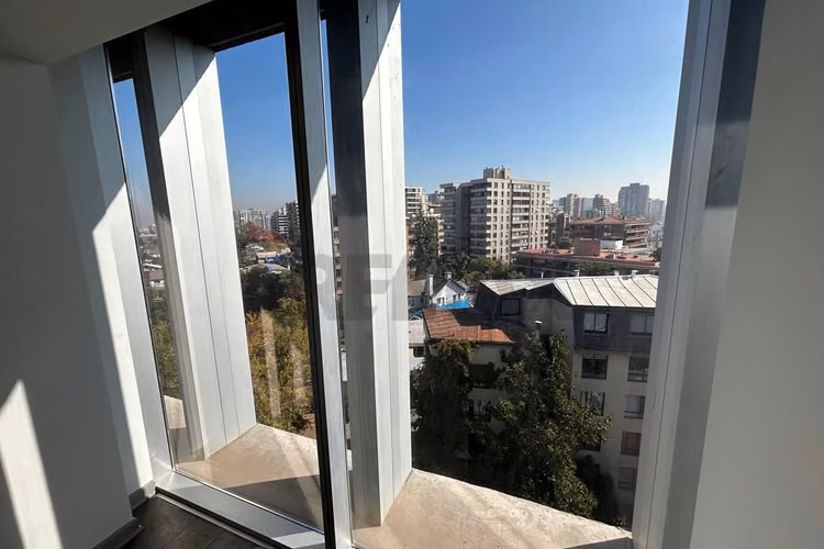 Moderna oficina en venta en las condes - Imagen 14