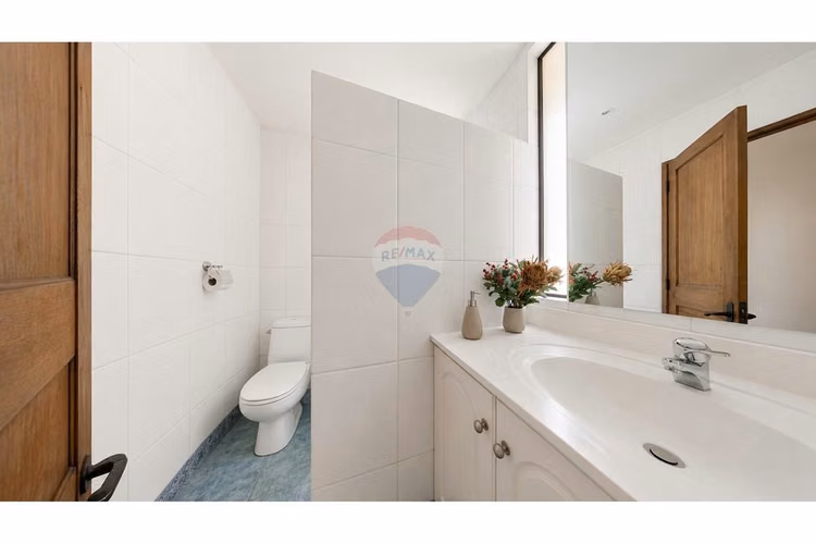 Precio cyber-casa chilena con gran jardín