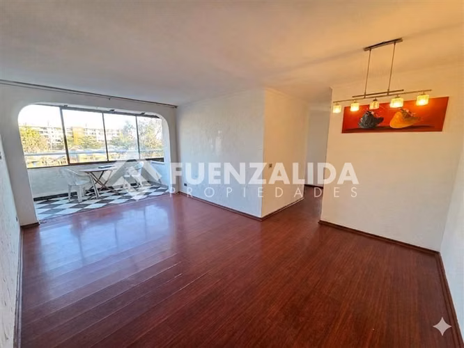 Departamento en venta de 3 dorm con estc en Macul.
