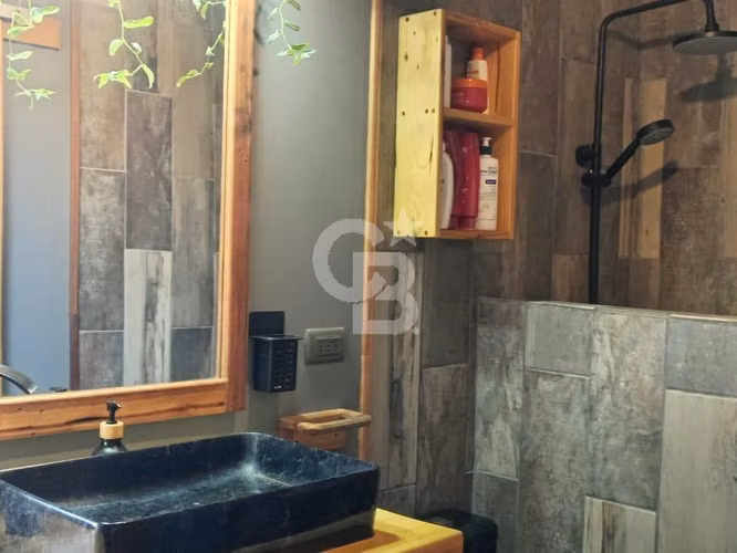 Casa en Condominio Privado con Acceso a Piscina