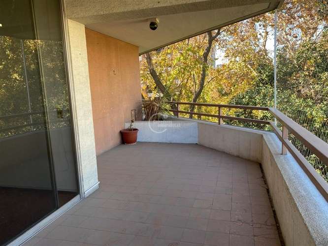 Departamento en venta de 3 dorm. Metro Los Leones - Imagen 5