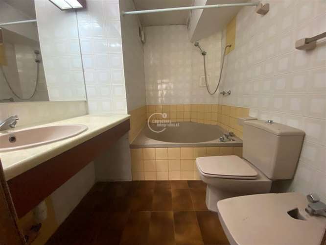 Departamento en venta de 3 dorm. Metro Los Leones - Imagen 12