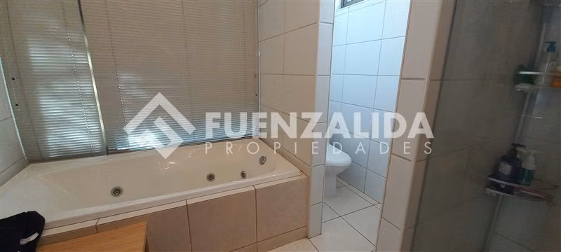 Casa en venta de 7 dorm. en Lo Barnechea
