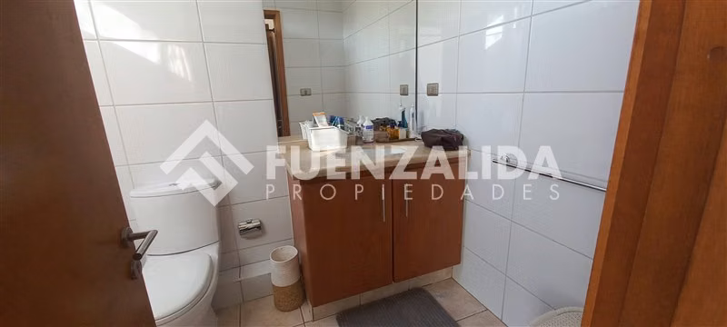 Casa en venta de 7 dorm. en Lo Barnechea