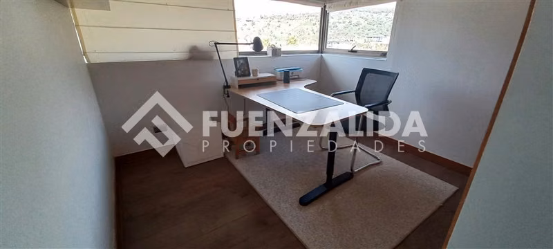 Casa en venta de 7 dorm. en Lo Barnechea