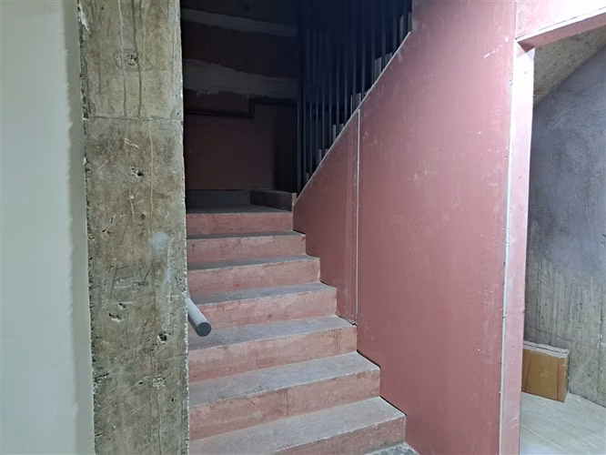 Mall Comercial en arriendo en Santiago, gran flujo peatonal