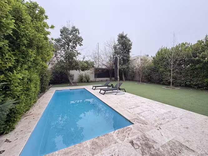 SE ARRIENDA CASA EN CONDOMINIO RUKAN PISCINA QUINCHO - Imagen 2