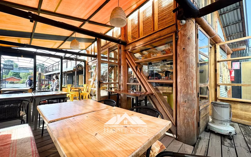 OPORTUNIDAD LOCAL PARA CAFETERIA ENTRE PUCON Y VILLARRICA