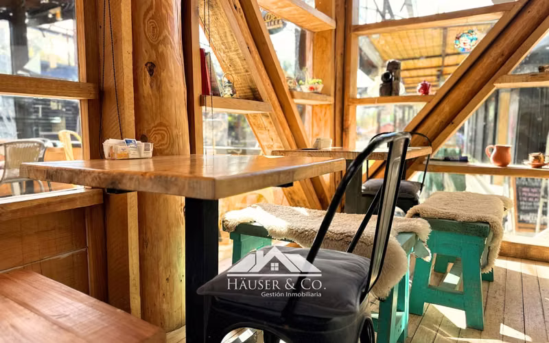 OPORTUNIDAD LOCAL PARA CAFETERIA ENTRE PUCON Y VILLARRICA