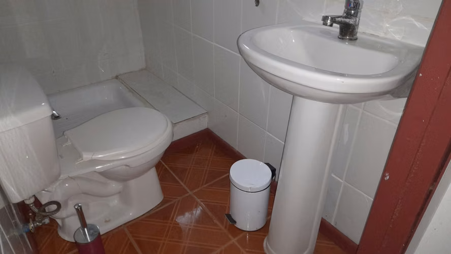 Venta de casa y cabaña en Pino Huacho con vista al río