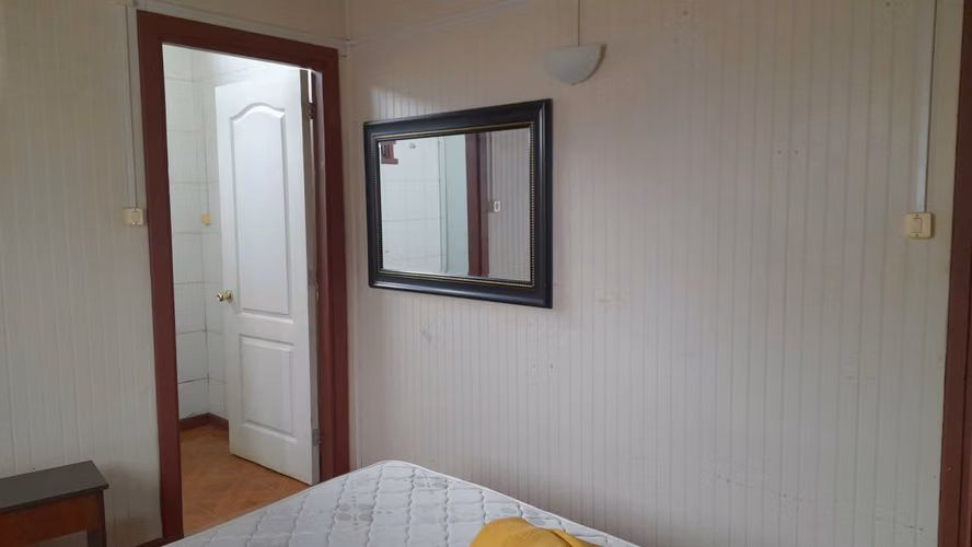 Venta de casa y cabaña en Pino Huacho con vista al río