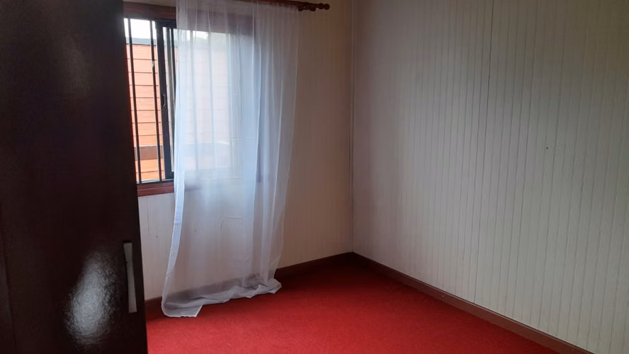 Venta de casa y cabaña en Pino Huacho con vista al río