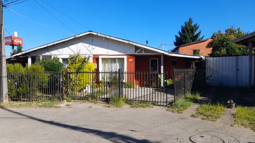 Venta de Casa en Villa Los Fundadores un piso
