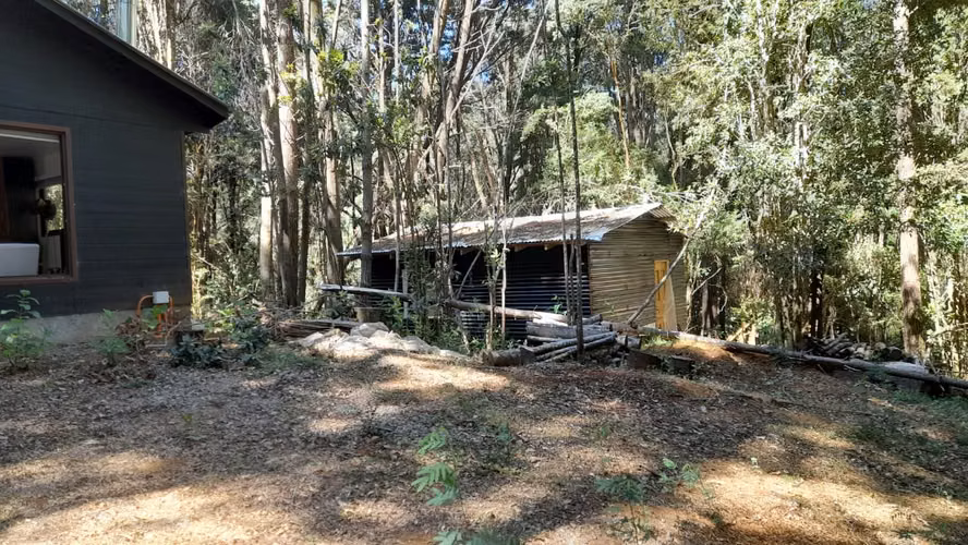 Vendo Parcela con Casa y Bodega en loteo camino a Paillaco