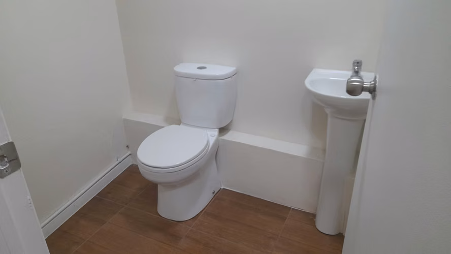 Arriendo Amplia Oficina en centro de Valdivia