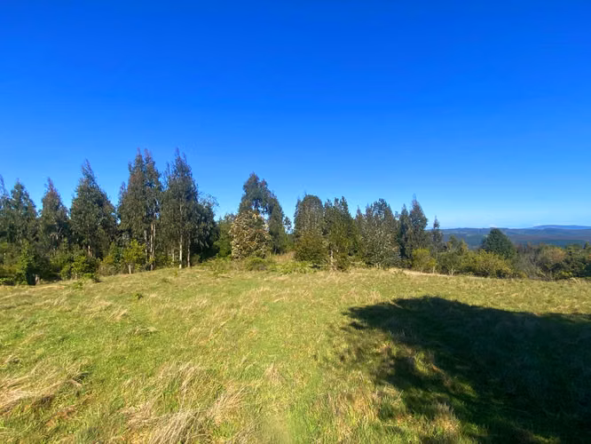 Se vende terreno con luz y agua en salida sur de Valdivia