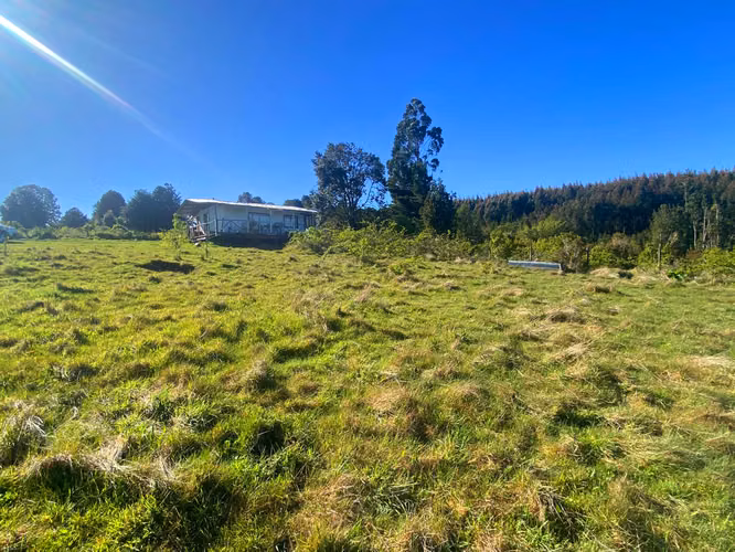 Se vende terreno con luz y agua en salida sur de Valdivia