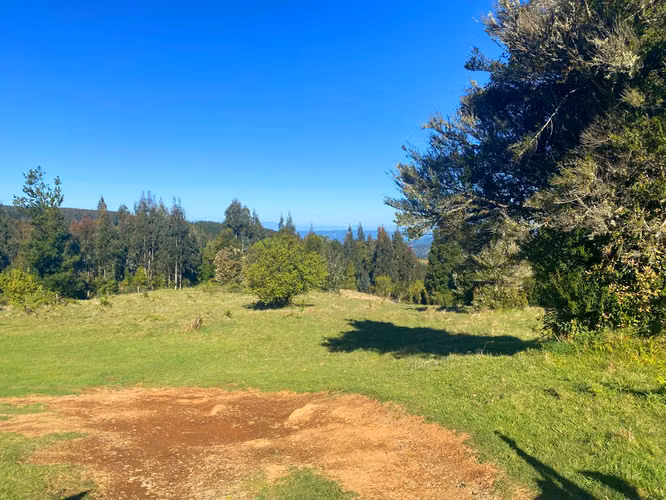 Se vende terreno con luz y agua en salida sur de Valdivia