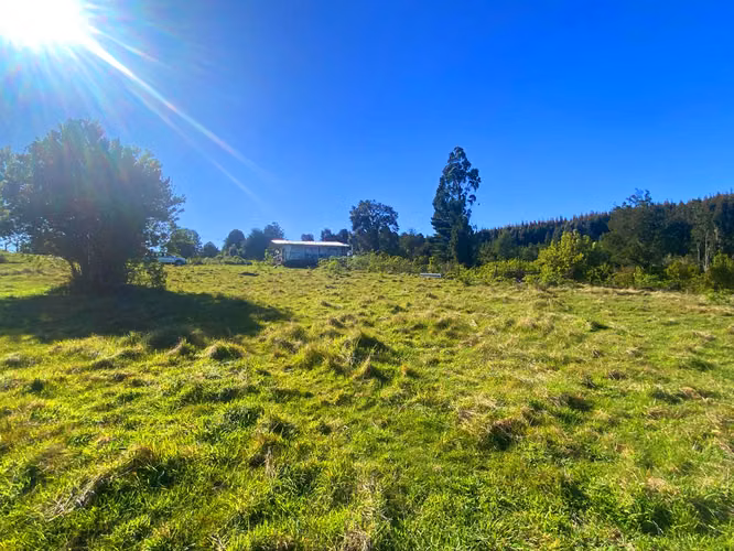 Se vende terreno con luz y agua en salida sur de Valdivia
