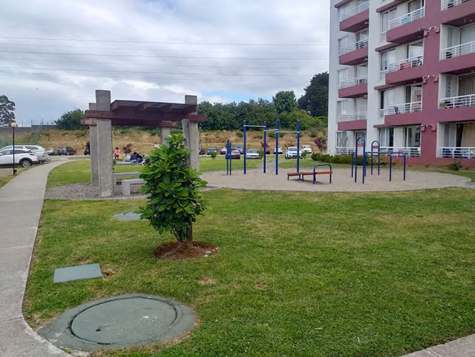 Se arrienda dpto. tres dormitorios dos baños Jardin Urbano 3