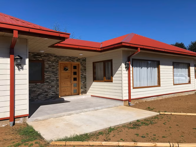 Se vende casa nueva en exclusivo sector de Valdivia