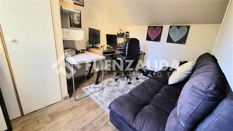 Casa en venta de 4 dorm. en La Florida