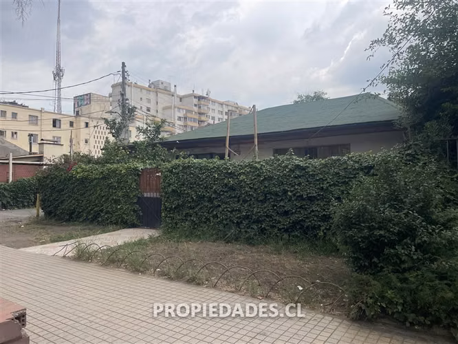 Local Comercial en venta en Ñuñoa / Metro Chile España