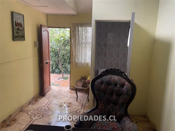 Oficina en venta en Ñuñoa / 4 privados / Chile España