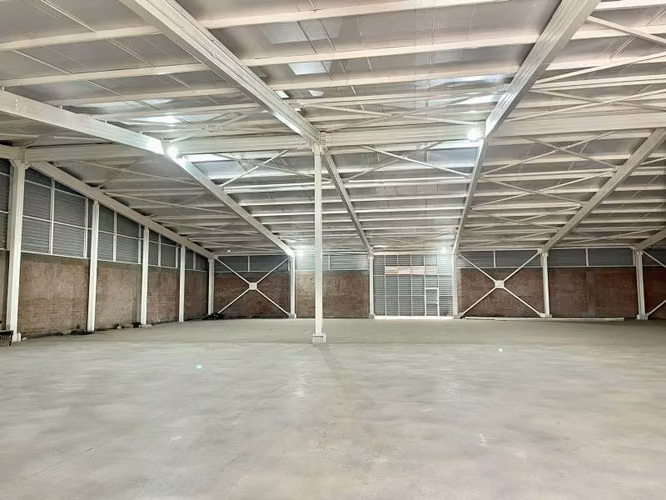 ARRIENDO BODEGA QUILLOTA 1000 MT2