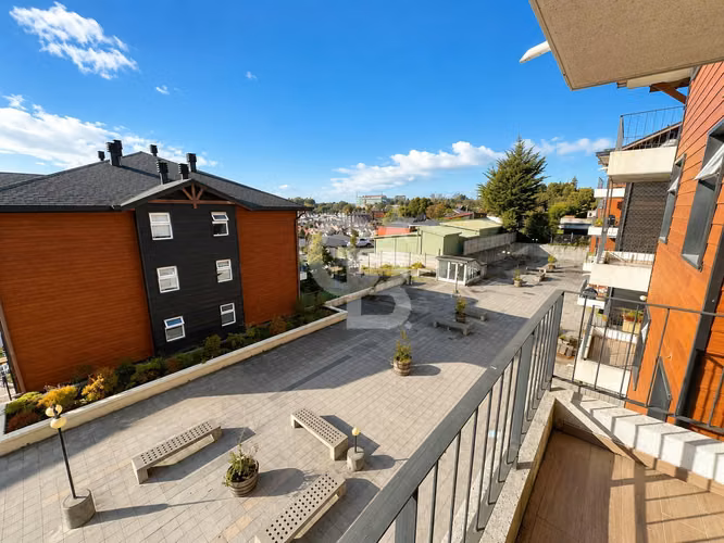 Excelente ubicación, condominio privado, estacionamiento - Imagen 2