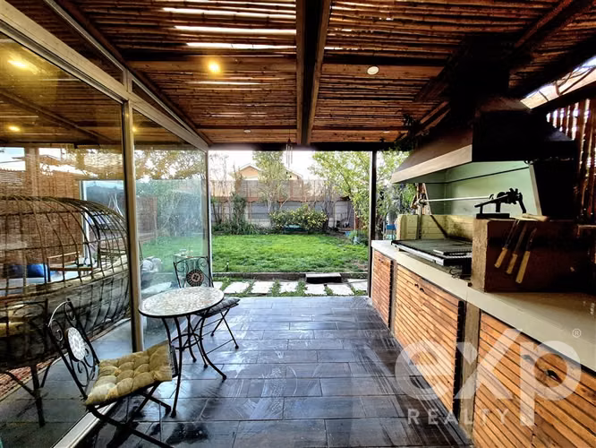 Arriendo Casa en Condominio Laguna del Sol