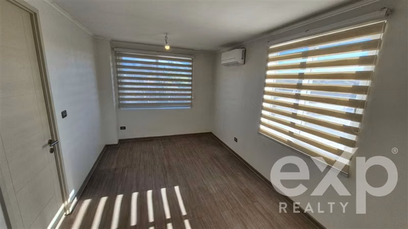 Arriendo Casa en Condominio Laguna del Sol