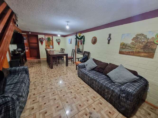 Casa sólida 3 dormitorios, ampliación regularizada - Imagen 2